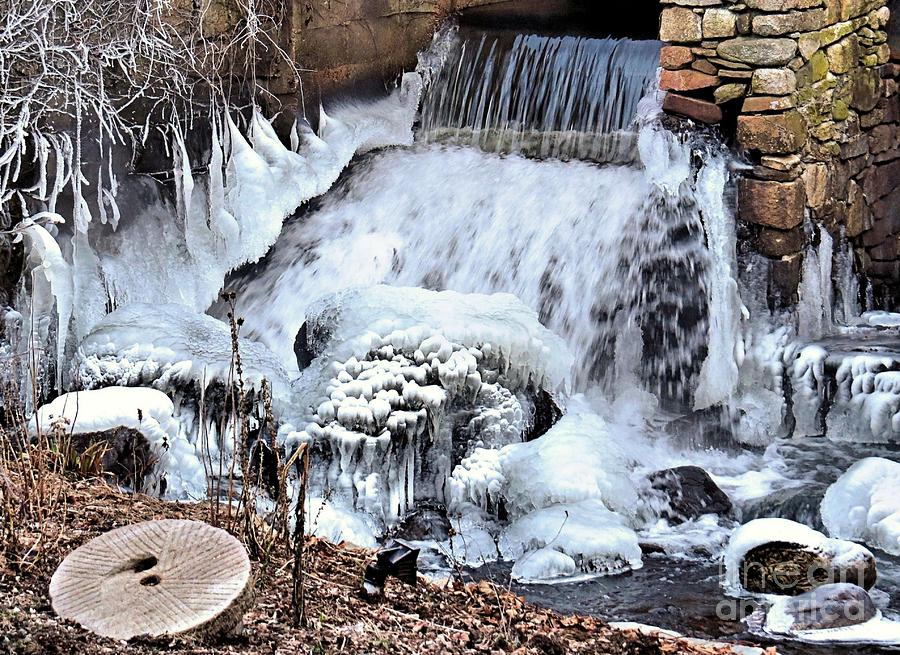 Freeze at Plimoth Grist Mill Photograph by Janice Drew