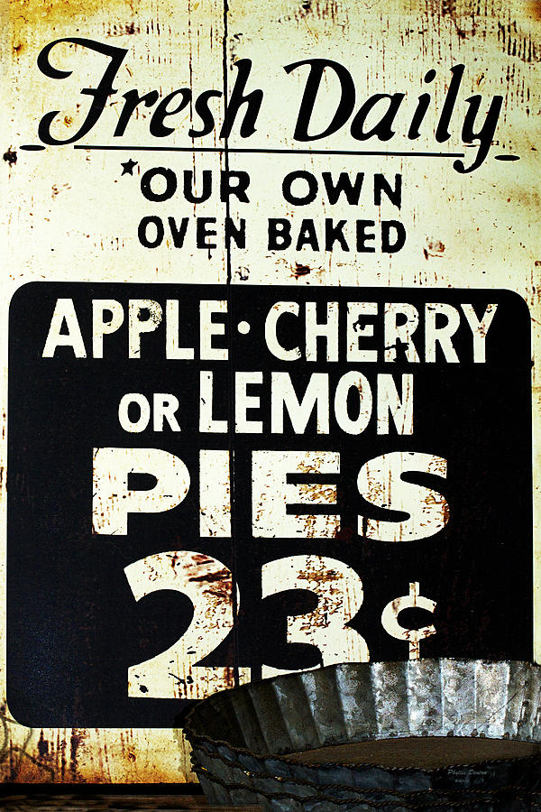 Fresh Baked Pie Photograph by Phyllis Denton