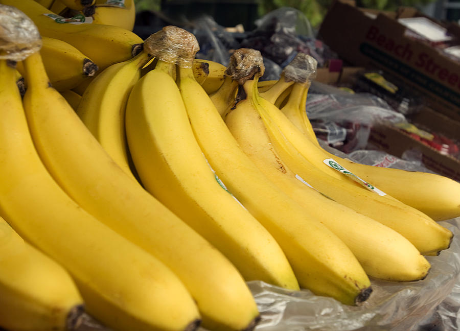 Fresh Fruit, Ripe Bananas Photograph by Science Source