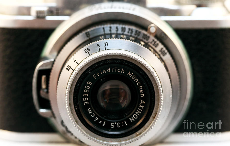 Vintage Friedrich Munchen Lens Photograph by John Rizzuto