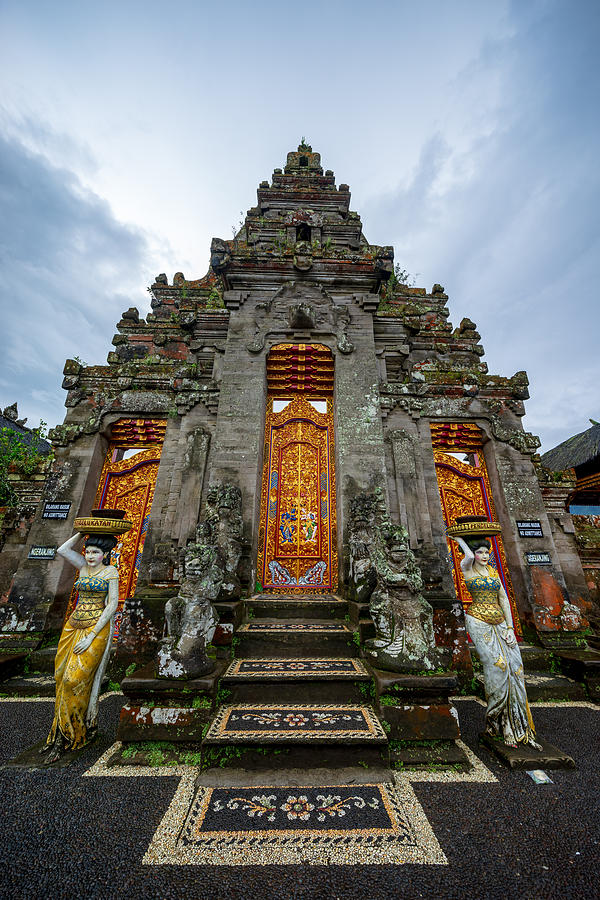 Front door for one of temple in Pura Ulun Danu Bratan Photograph by Shaifulzamri