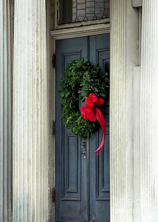 Front Door Wreath Photograph by Janice Drew