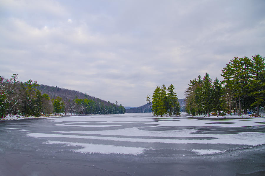 Mountain Photograph - Frozen Bear Creek Lake by Bill Cannon
