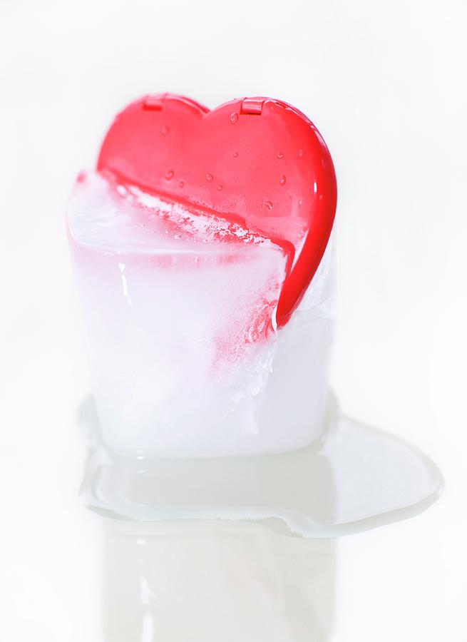Frozen Heart Photograph by Ian Hooton/science Photo Library
