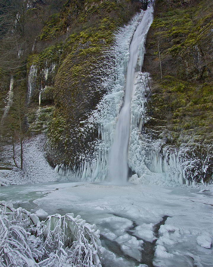 Frozen Horsetail Falls 120813a Photograph by Todd Kreuter
