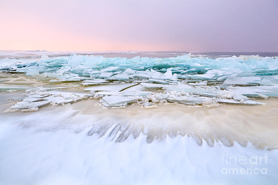 frozen ocean waves