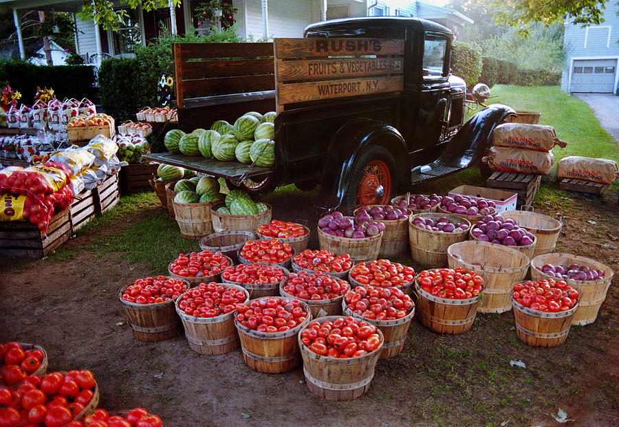 Fruit and Vegetable Stand Truck Photograph by Tom Brickhouse