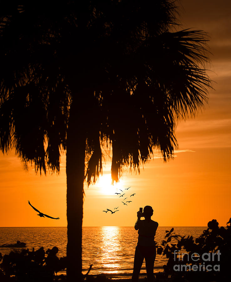 Sunset Photograph - Ft Meyers Beach at Sunset by Anne Kitzman