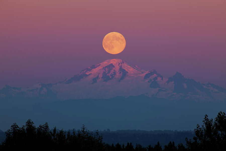 Nature Photograph - Full Moon Above Mount Baker by Photo By Gordon Ashby