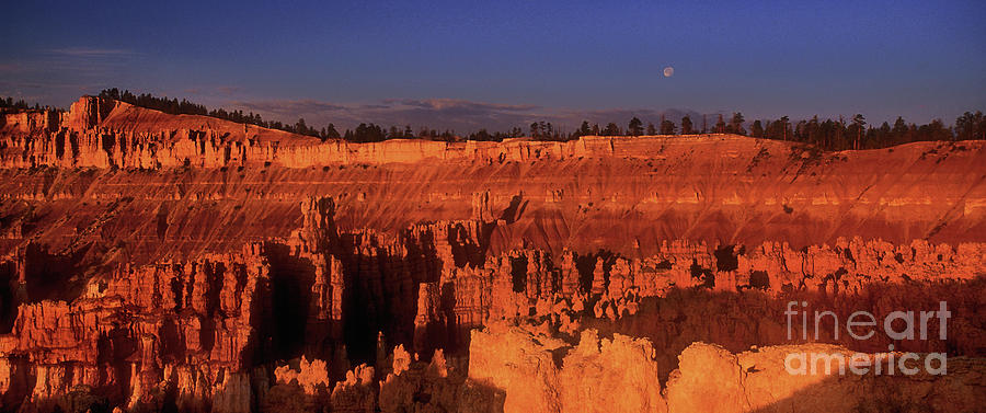 Full Moon Over Hoodooos Bryce Canyon National Park Utah Photograph by Dave Welling