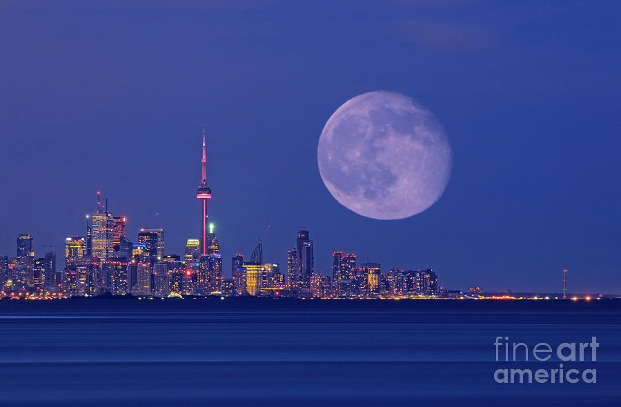 Full Moon Over Toronto Photograph by Charline Xia