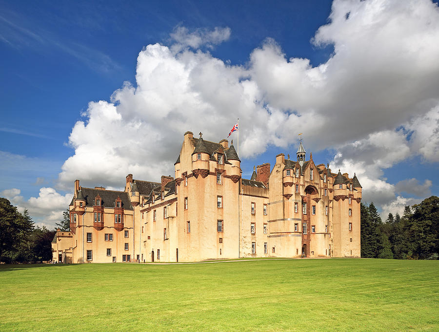 Fyvie Castle Photograph by Grant Glendinning - Fine Art America