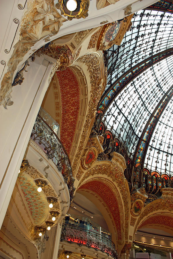Galeries Lafayette Photograph by Kathy Yates