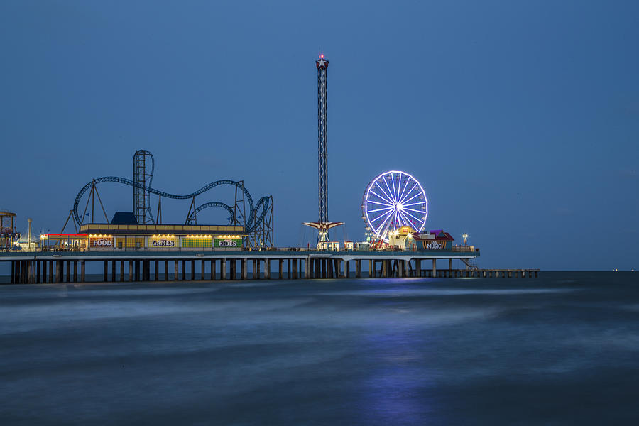 Galveston TX Pier Photograph by John McGraw