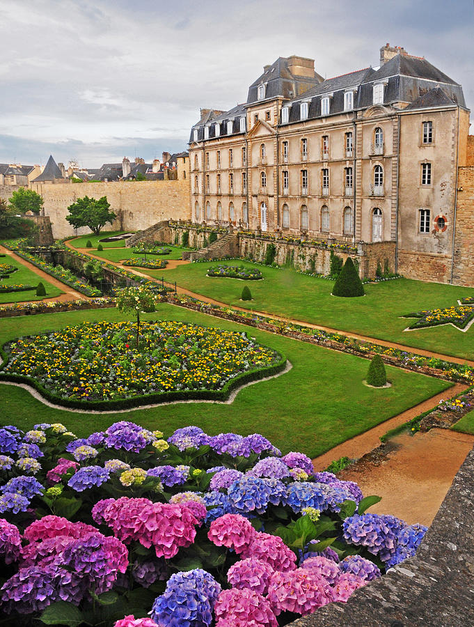 Gardens at Vannes France Photograph by Dave Mills