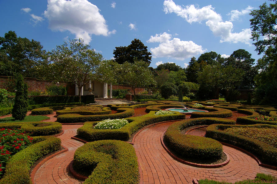 Gardens of Tryon Palace Photograph by John Dauer | Fine Art America