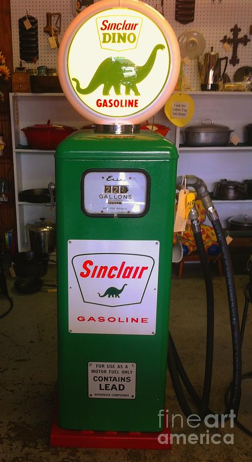 Gas Pump Sinclair Vintage 1939 Photograph by Saundra Myles