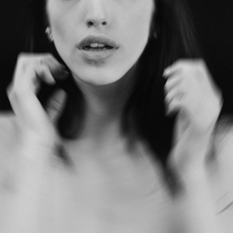 Black And White Photograph - Gasp by Mayumi Yoshimaru