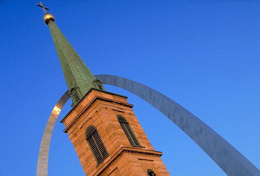 Architecture Photograph - Gateway Arch, St. Louis, Mo by Joseph Sohm