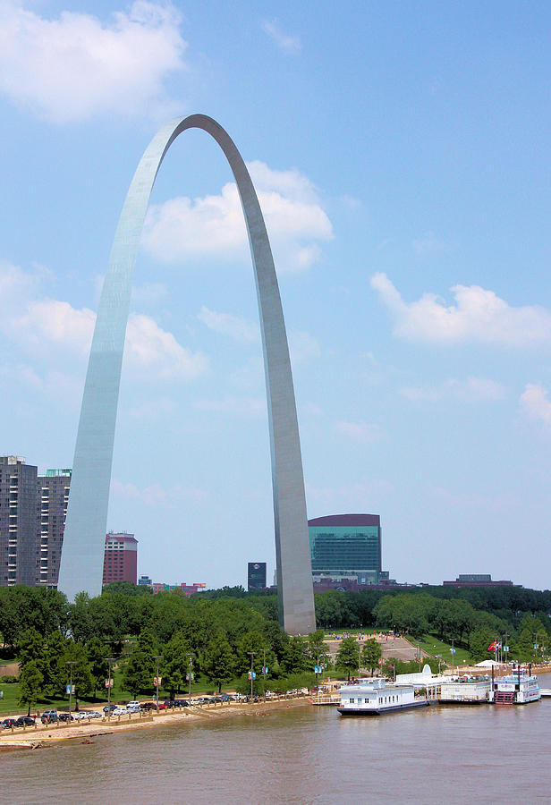 St. Louis Photograph - Gateway to the West by Kristin Elmquist
