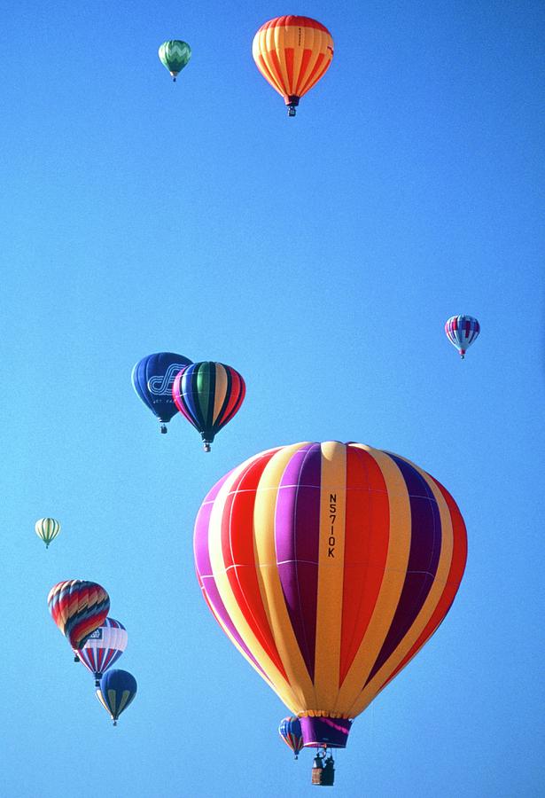 Gathering Of Hot Air Balloons Photograph by Peter Menzel/science Photo Library