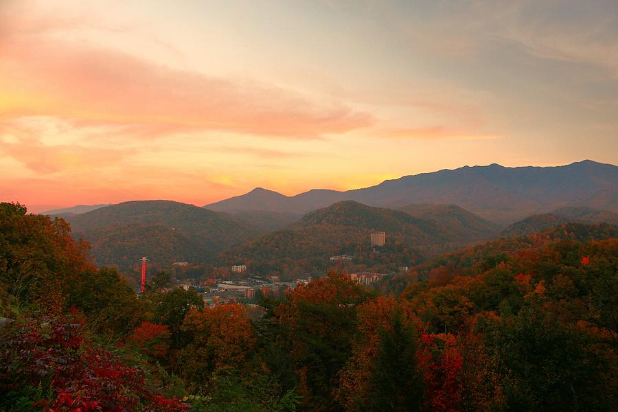 Gatlinburg Overlook Sunset Photograph by Wil Barker - Pixels