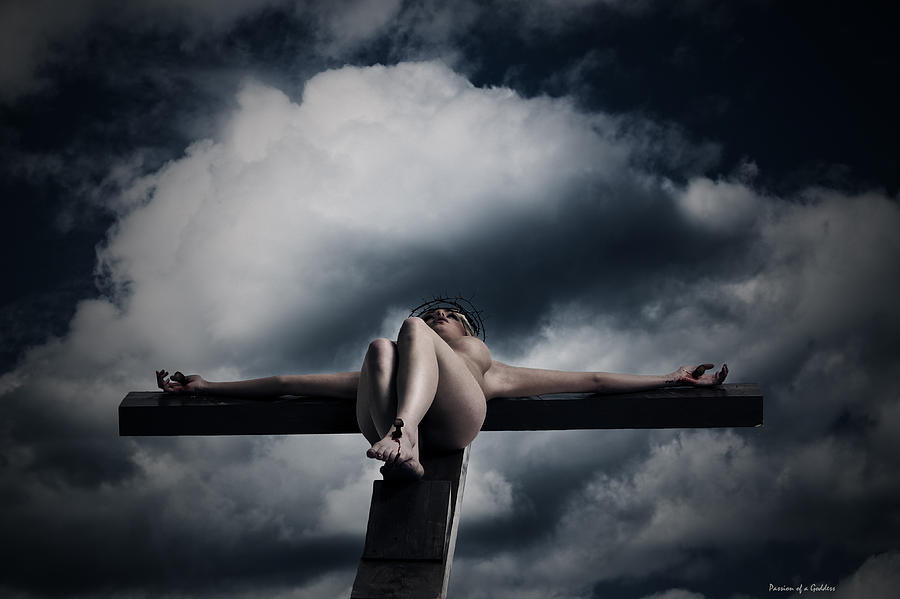 Crucified Photograph - Gekruisigde vrouw by Ramon Martinez