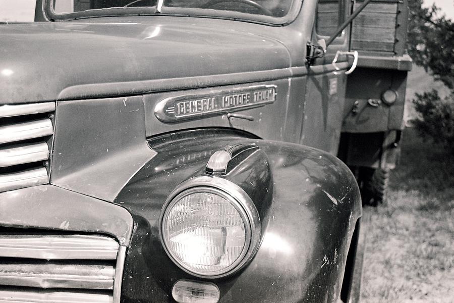 General Motors Truck Photograph by HW Kateley