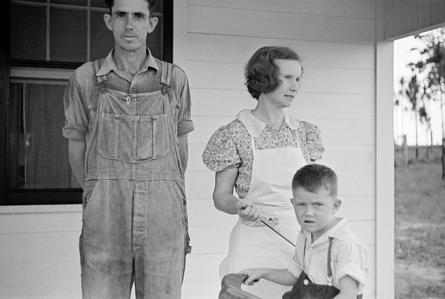 Georgia Family, 1938 Photograph by Granger