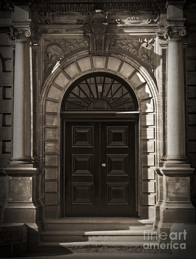 Georgian style door Photograph by Liz Leyden