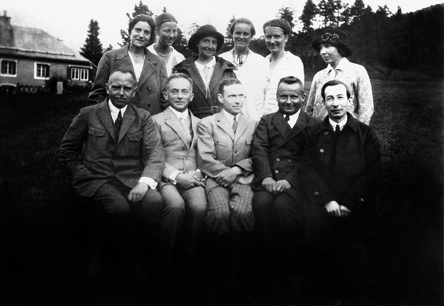 German Scientists And Their Wives Photograph by American Philosophical Society