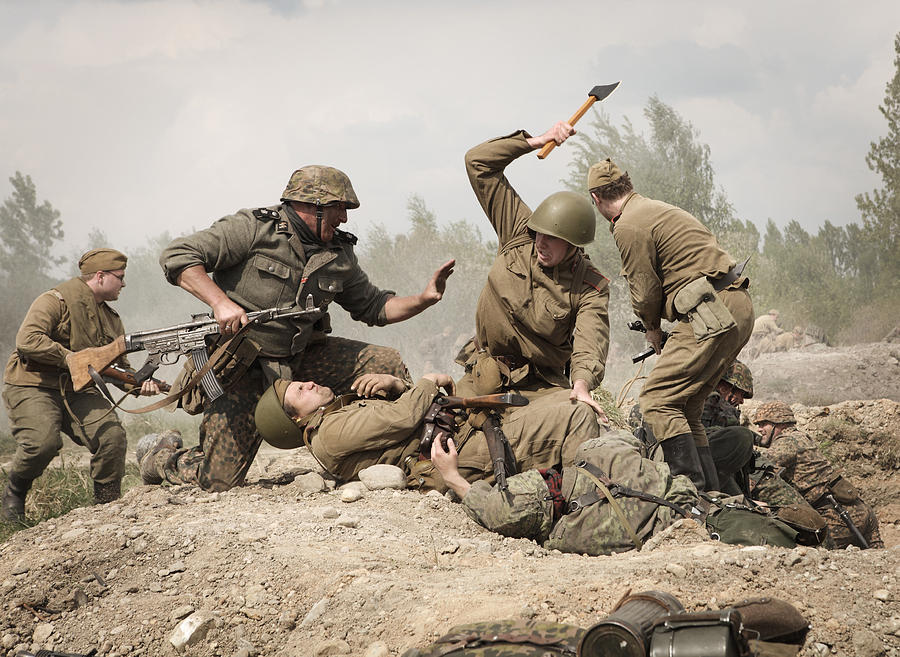 German soldiers fighting with Red Army Photograph by Narvikk