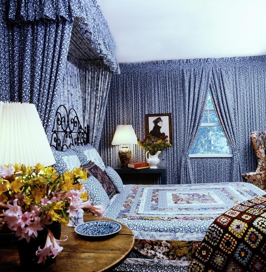 Gerry Stutz Guest Bedroom Photograph by Horst P. Horst