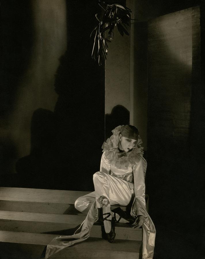 Gertrude Lawrence As Pierrot Photograph by Edward Steichen