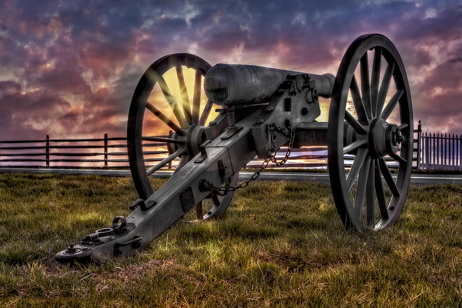 Gettysburg National Park Photograph - Gettysburg Battlefield Cannon by Susan Candelario