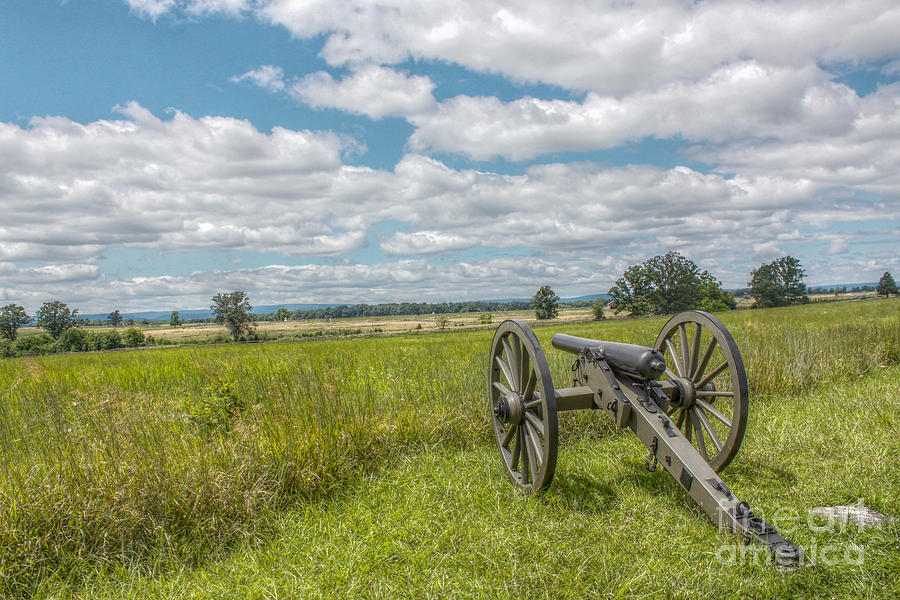Gettysburg Battlefield Summer Cannon Photograph by Randy Steele