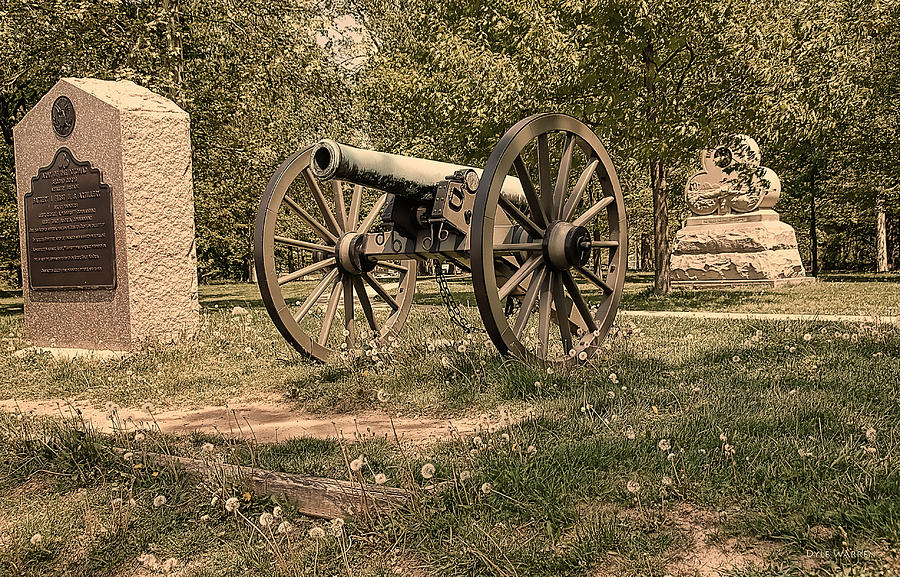 Gettysburg Cannon   Photograph by Dyle   Warren