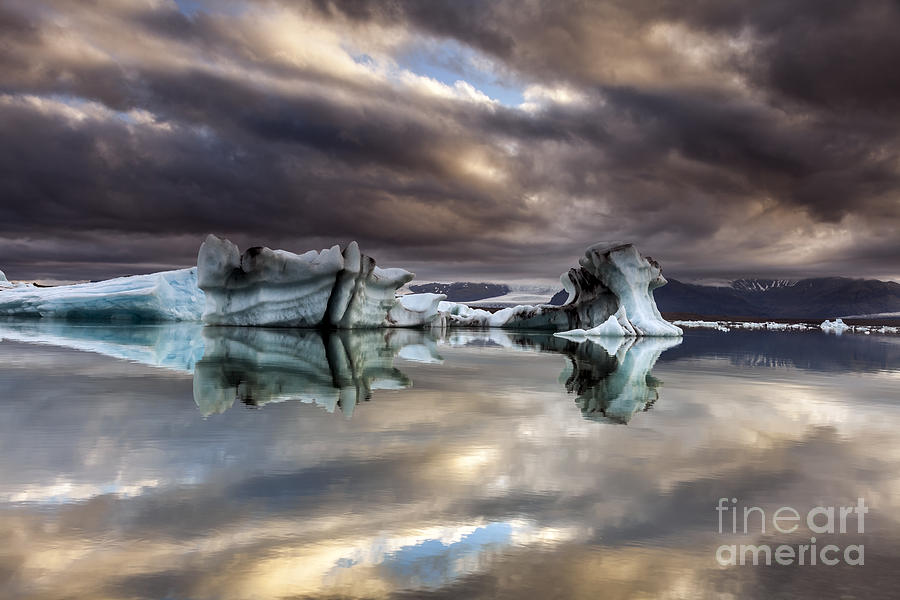 Jokulsarlon Photograph - Glacier In Water by Gunnar Orn Arnason