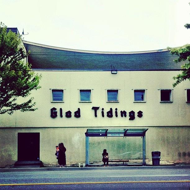 Glad Photograph - #glad Tidings #vancouveryoureodd by Oh Snap