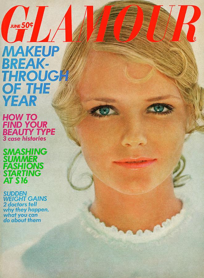 Glamour Cover Featuring Cherryl Tiegs Photograph by William Connors