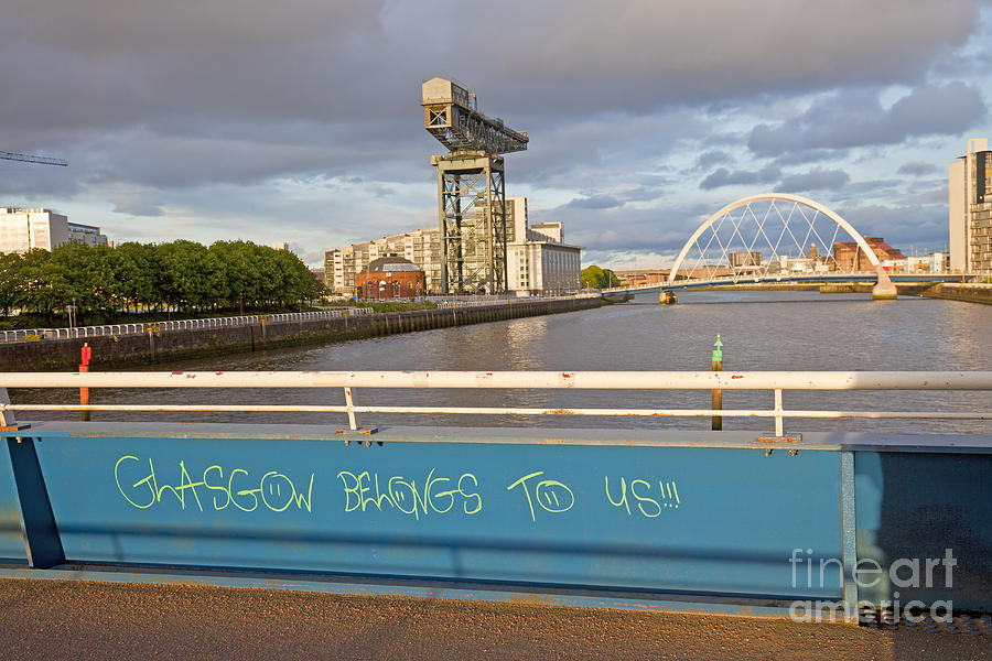 Glasgow Belongs to Us Photograph by Liz Leyden