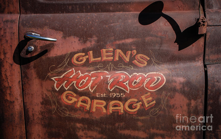Glens Hot Rod Garage Photograph by Grace Grogan