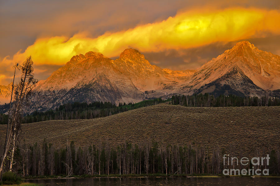 Glowing Sawtooth Mountains Photograph by Robert Bales