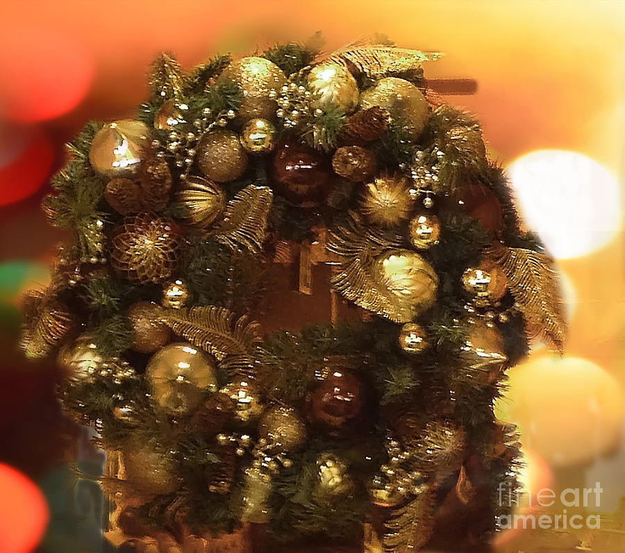 Golden Christmas Wreath Photograph by Luther Fine Art