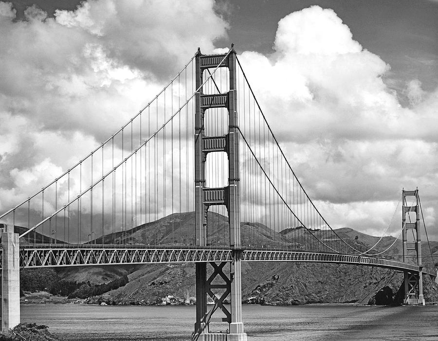 Golden Gate Bridge Photograph - Golden Gate Bridge #6 by Underwood Archives