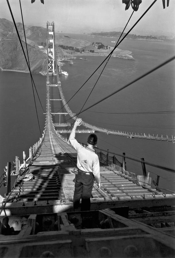 Golden Gate Bridge Photograph - Golden Gate Bridge Worker by Underwood Archives