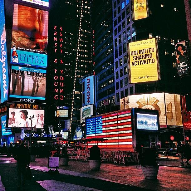 New York City Photograph - Good Night! #nyc #newyorkcity #manhattan by Jerry Ng