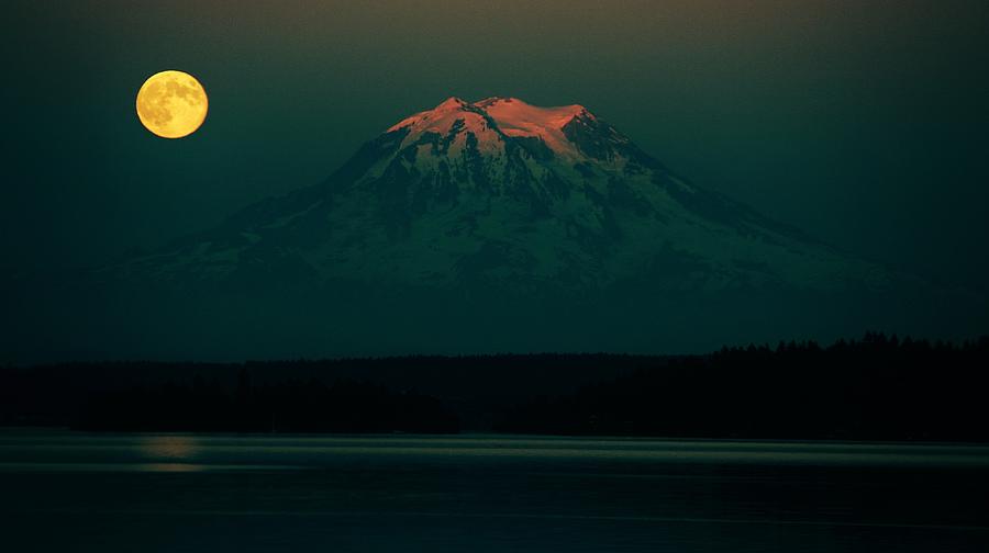 Goodnight Rainier Photograph by Benjamin Yeager