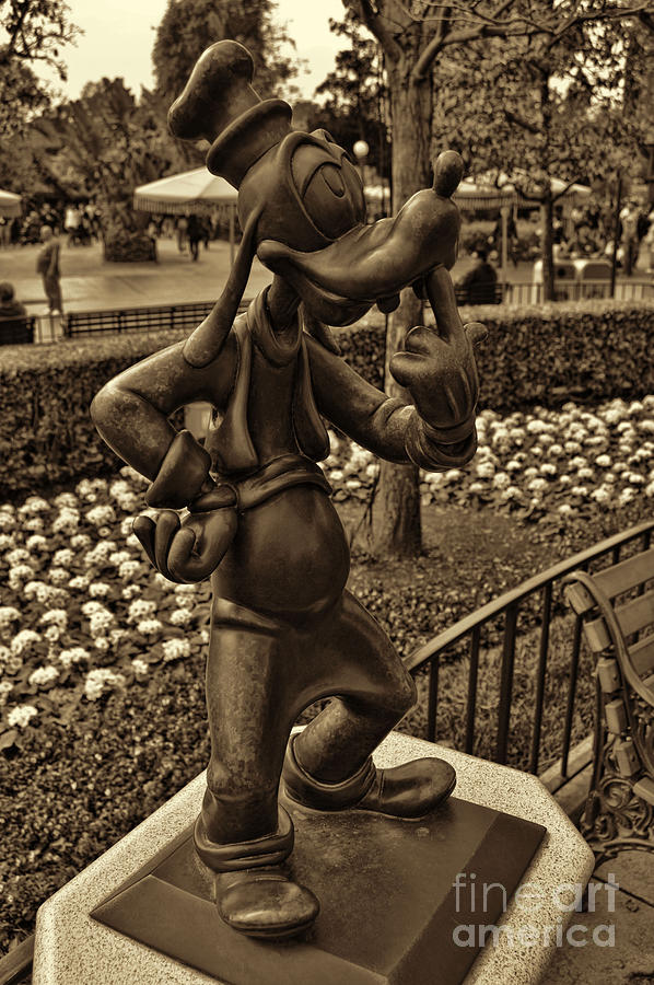 large goofy statue