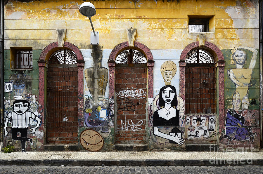 Graffiti Photograph - Graffiti Art Recife Brazil 20 by Bob Christopher